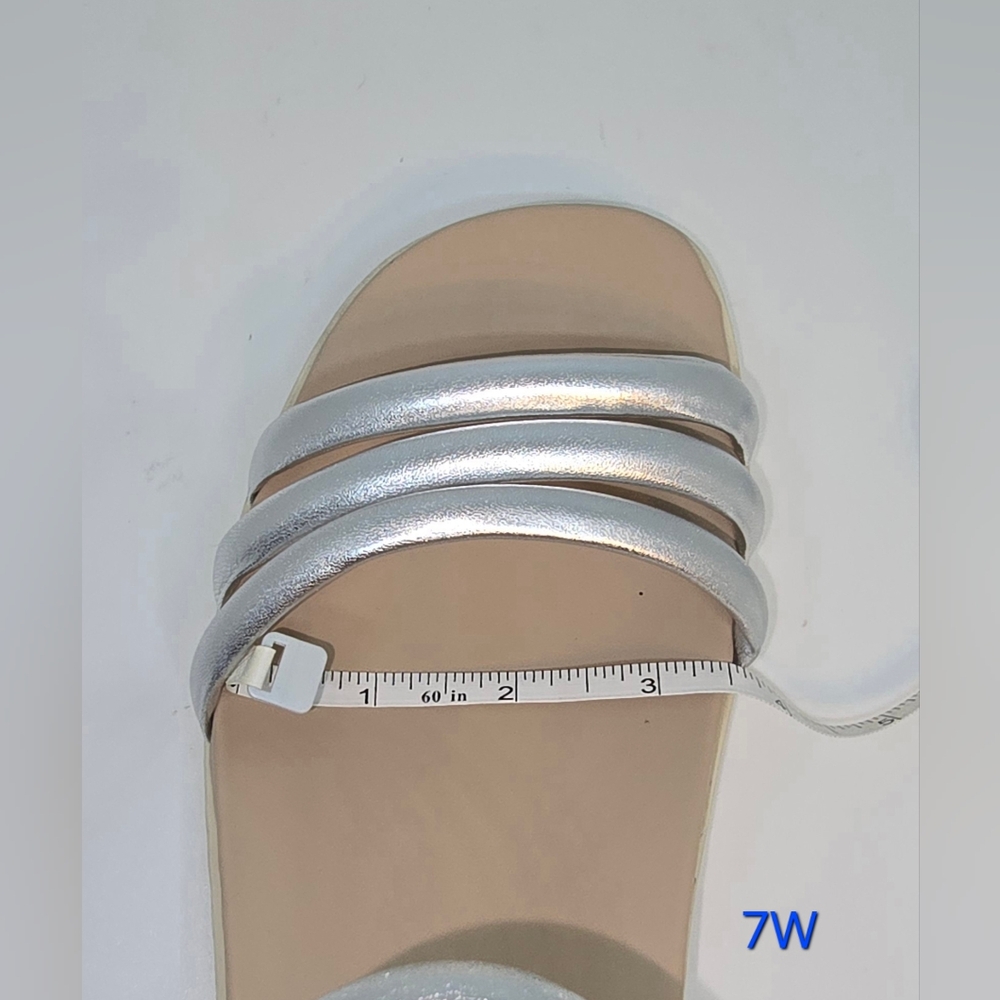 Vionic Laurel Ankle Straps - Picture 7 of 7
